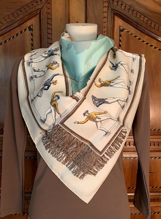Foulard Carré HERMÈS Vintage "LES PLAISIRS DU FROID" - Soie 100% - Design Hugo Grygkar 1955 - Bleu