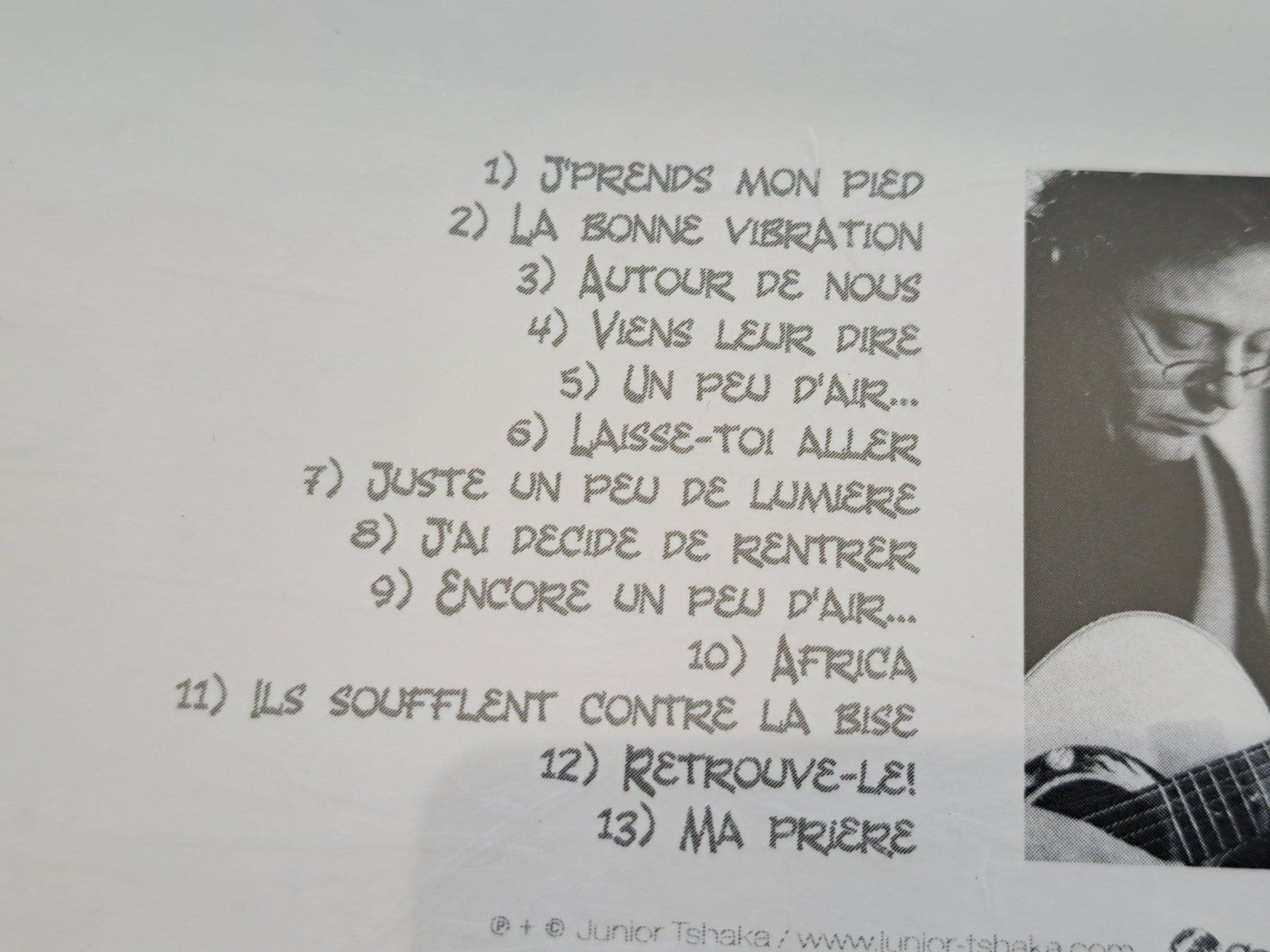 CDs: Cd Junior Tshaka Trio - Juste un peu de lumière  – Gebraucht aus Pully von bro_n52j 2