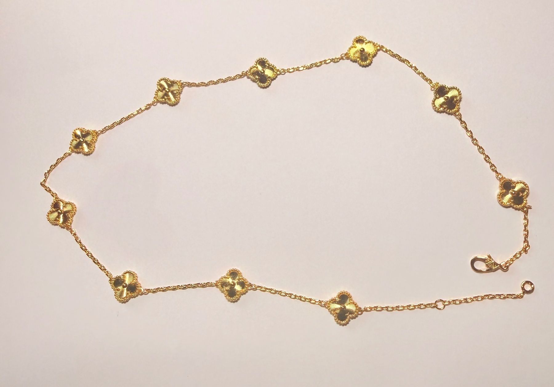 Colliers: Collier petit trèfle doré – Neuf avec emballage d'origine à St-Maurice par Sandrinette123 2