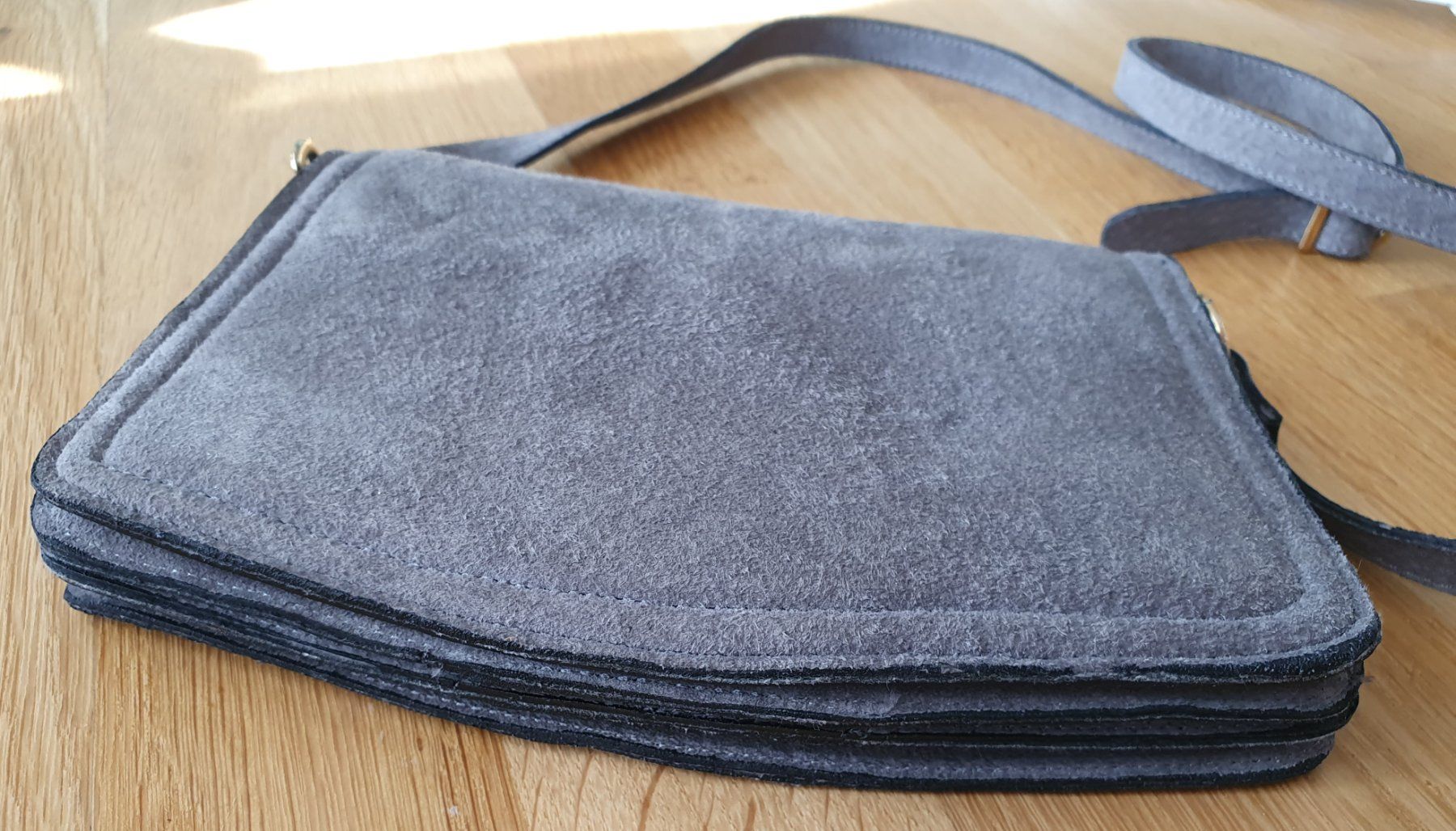 Taschen für Damen: Petit sac en bandoulière – Gebraucht aus Court von Jovi2 1