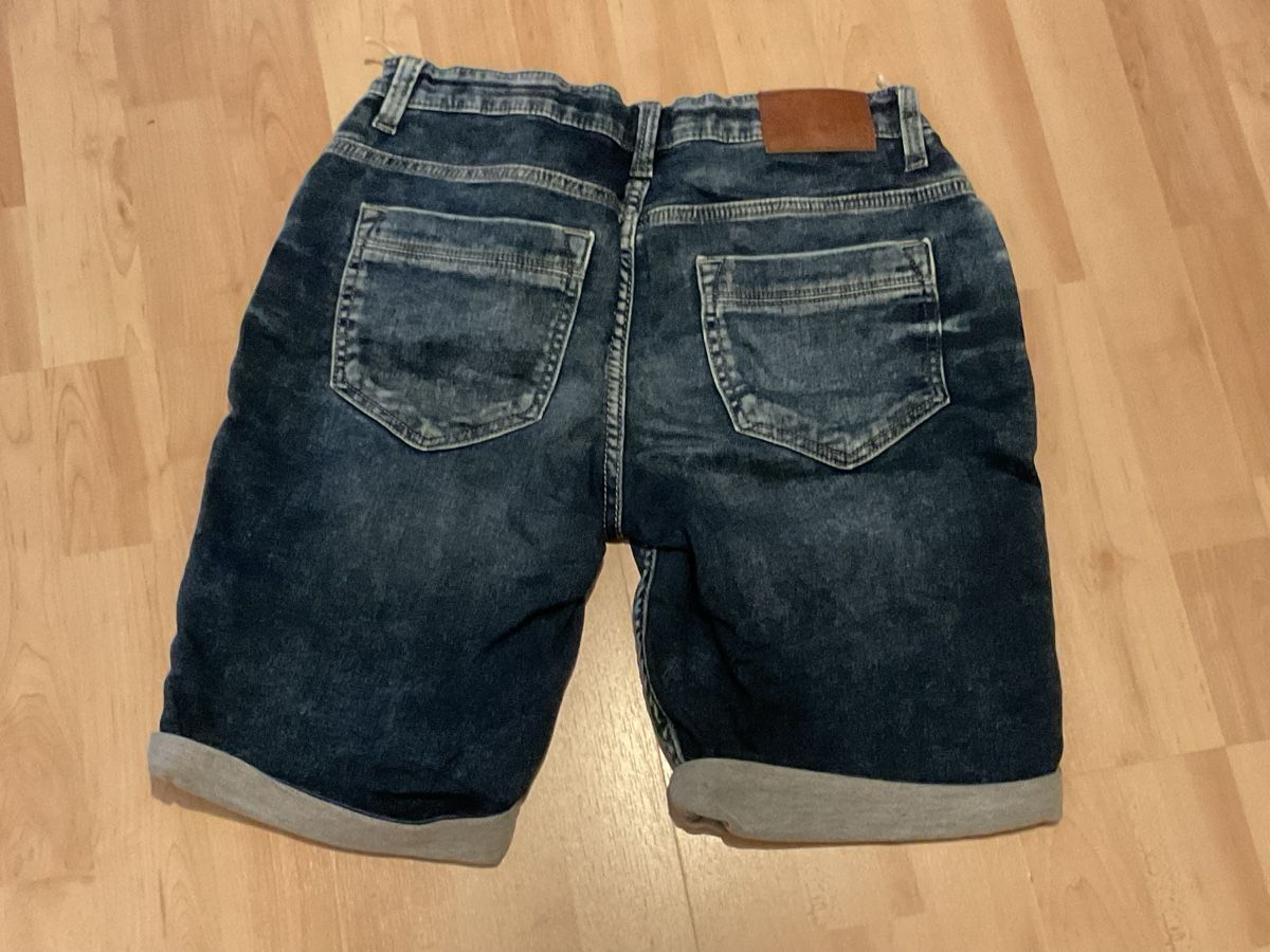 Pantaloni: Jog Denim Shorts blau Grösse 170 – Usato da Maschwanden venduto da kudi2405 1