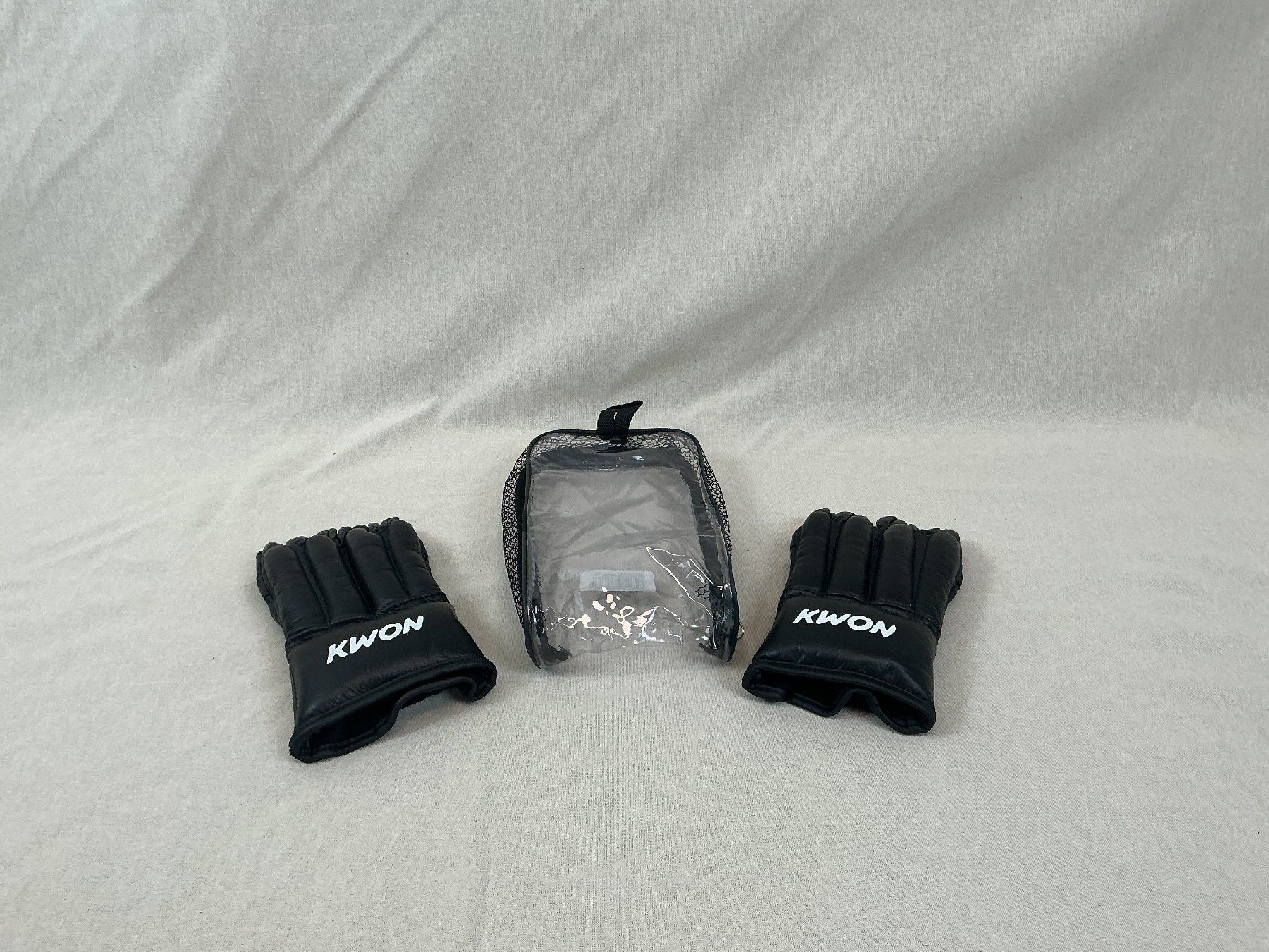 Altri accessori da uomo: KWON Sandsackhandschuhe Open Fingers – Usato da Richterswil venduto da Restwert_Richterswil