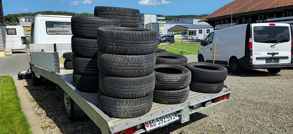 Completi: div. Reifen gratis anzugeben – Usato da Schongau venduto da Autosalon_Zogu 1