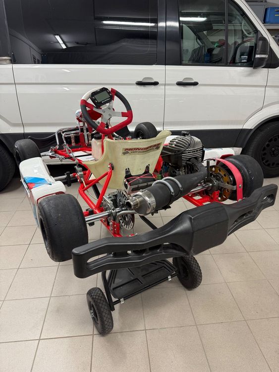 Swiss Hutless Karts: Go-Kart / Rennkart zu verkaufen! Top Zustand, viel Zubehör – D'occasion à Apples par FNL_6jm2 2