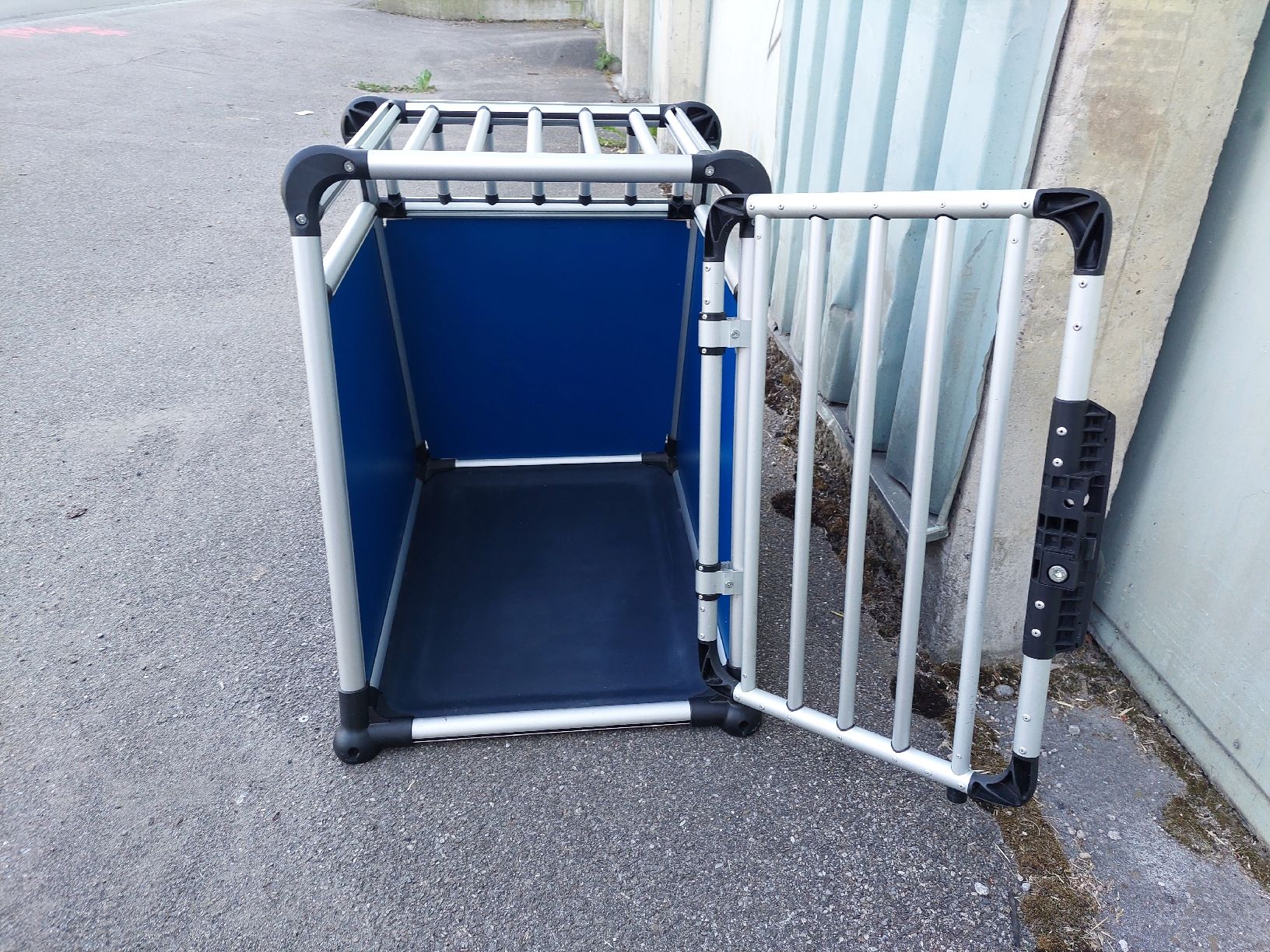 4pets Gabbie, trasporto & Sicurezza: Hundebox 4 Pets  – Usato da Lichtensteig venduto da rocky510 1