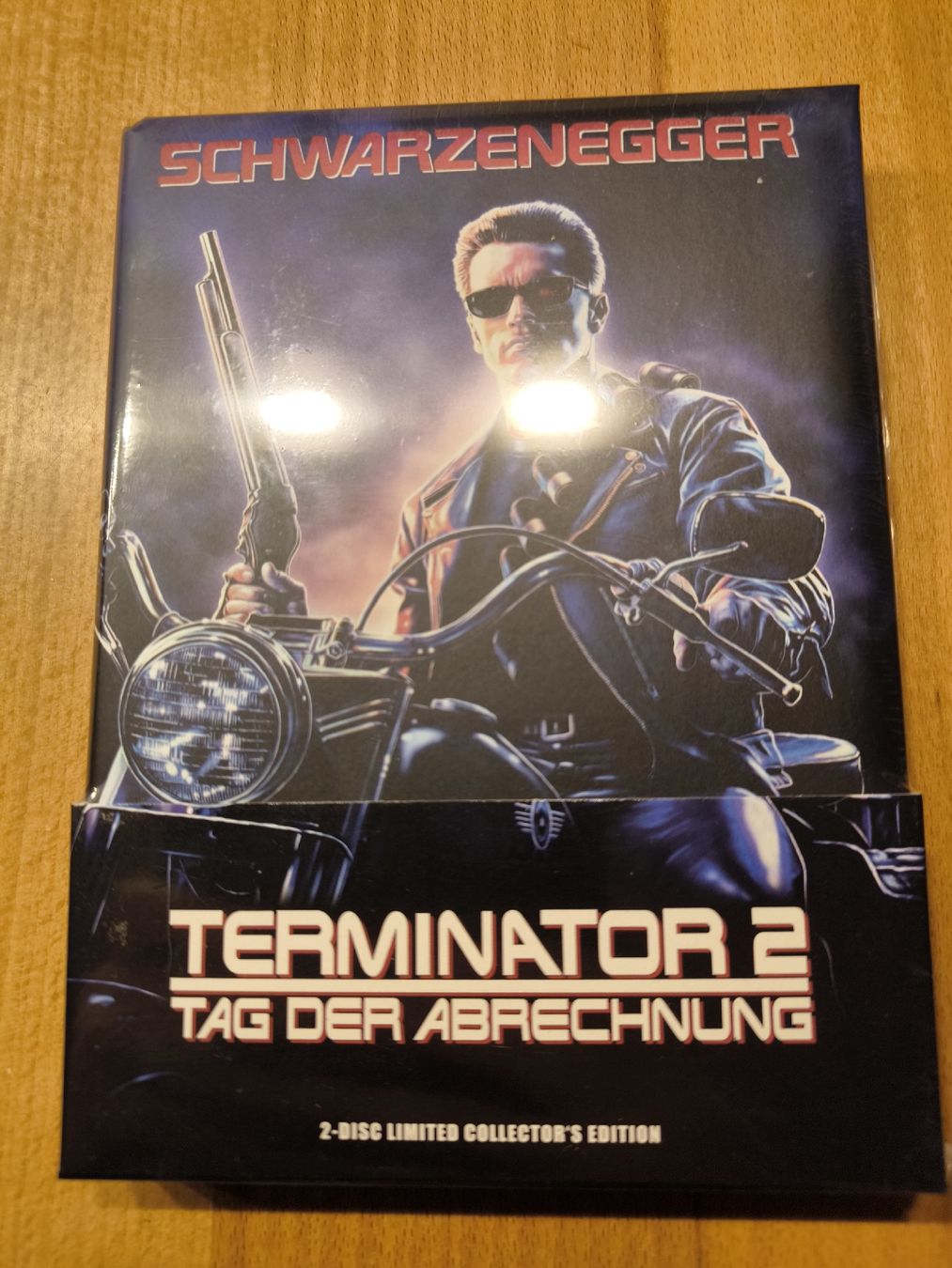 Tutti i DVDs: Terminator 2 wattiertes Mediabook OVP – Nuovo e nell'imballaggio originale da Dürnten venduto da Nexomynon