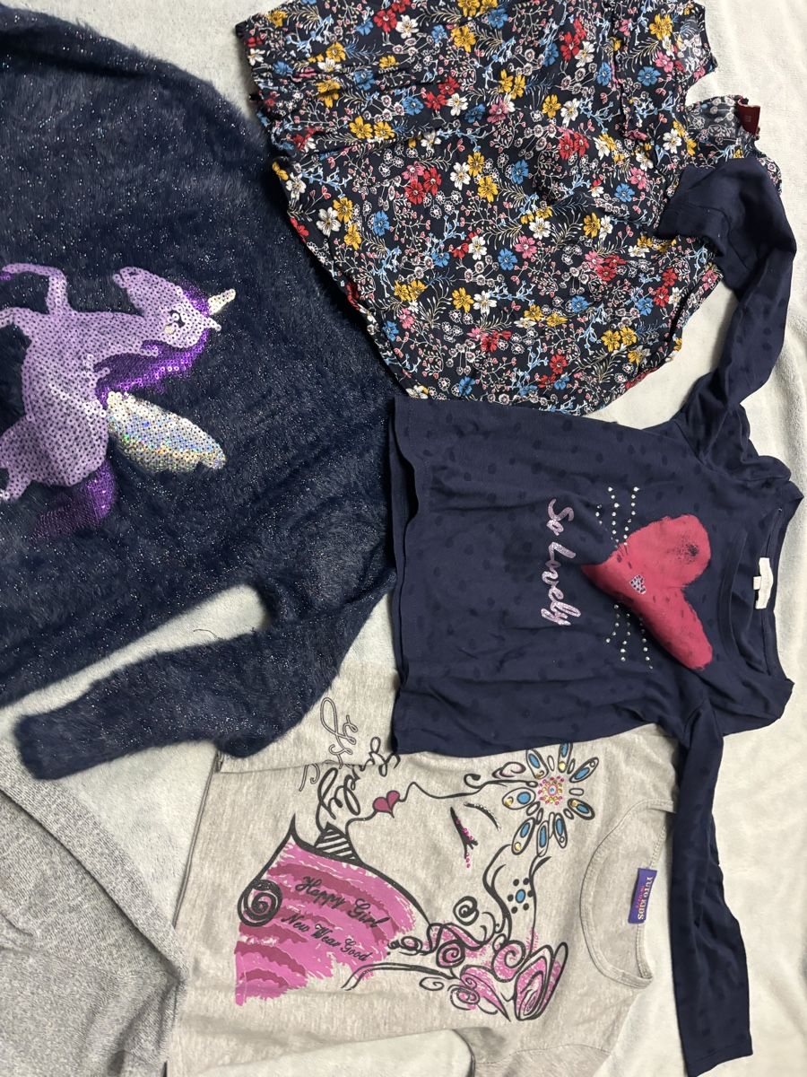 Pulls et sweat-shirts: Pullover-Set Gr. 122 – D'occasion à Vordemwald par Et1st 3
