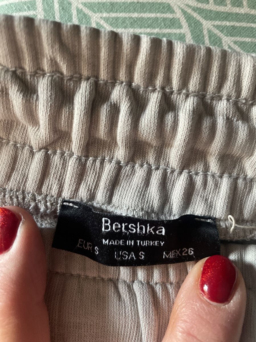 Bershka Tute: BERSHKA tuta training – Usato da Losone venduto da Chanty1970 2