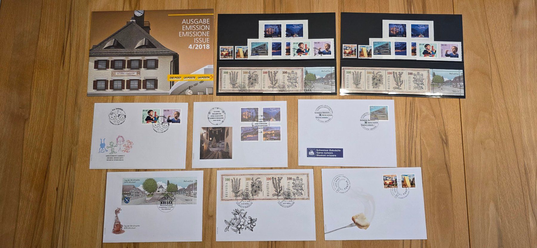 Tutti i francobolli: CH-Briefmarken Jahresausgabe 2018 – Nuovo (secondo la descrizione) da Wettswil venduto da Schnuebe 6