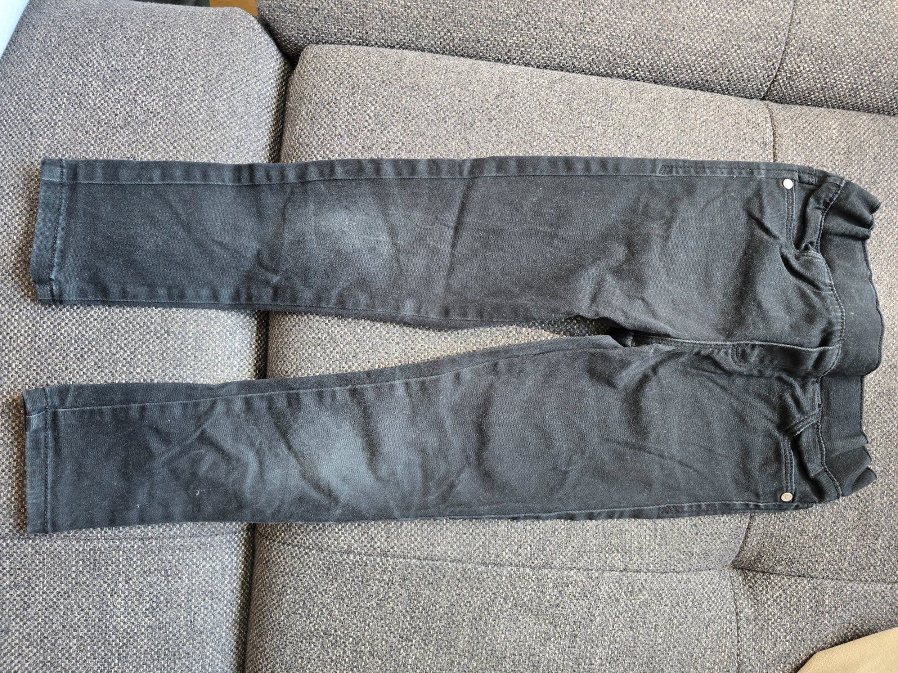 Pantaloni: Mädchen Hose Treggings schwarz Grösse 110 cm – Usato da Büttikon AG venduto da Amineah