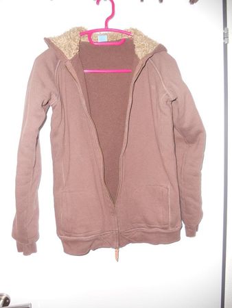 Neu: Sweatjacke mit Kapuze - braun - Gr. 164