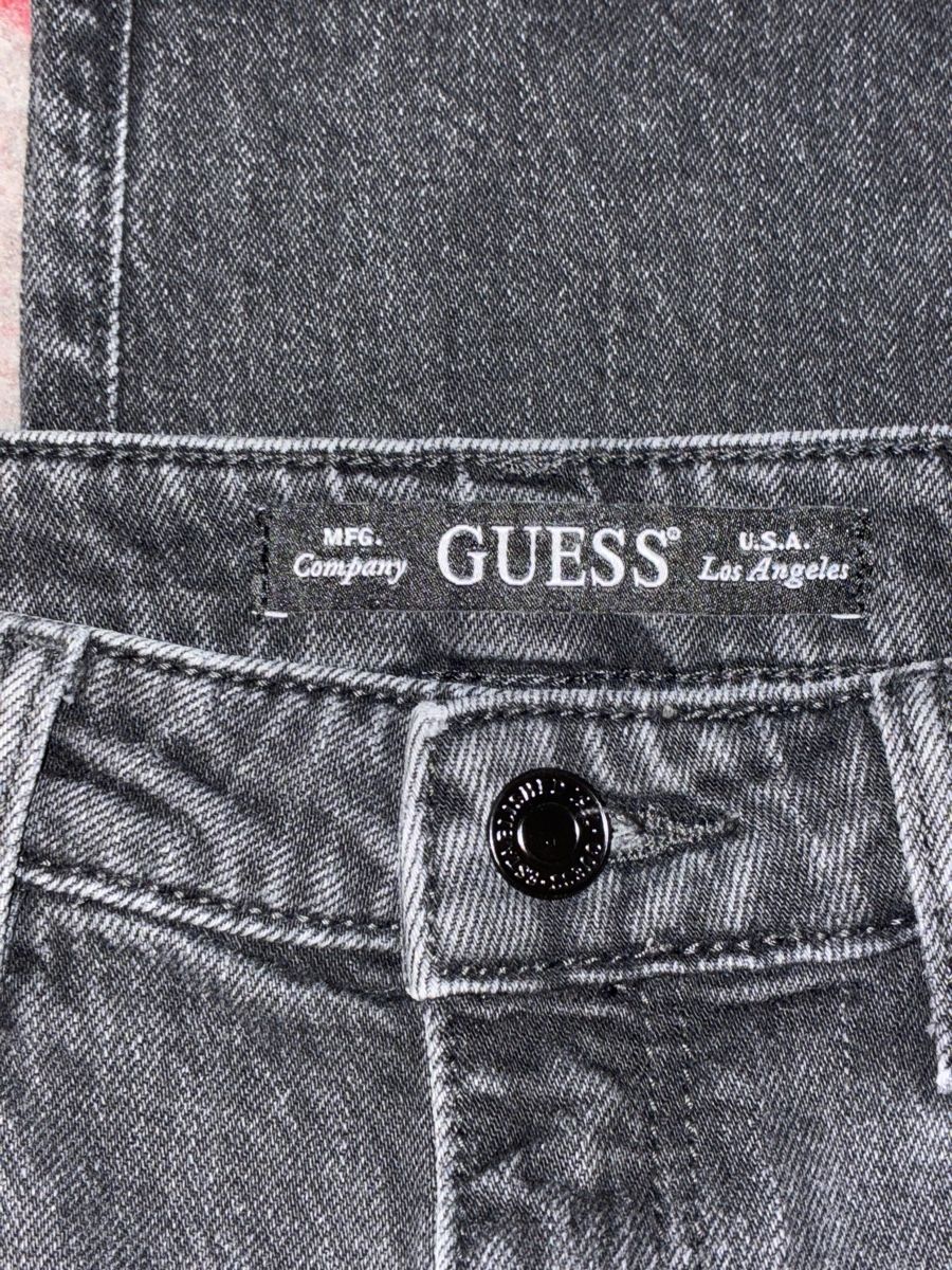 Guess Jeans: Guess jeans ✨ – Nuovo (secondo la descrizione) da St-Maurice venduto da cry_tgq8 2