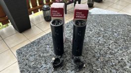 Zwei neue elektrische Salz/Pfeffermühlen mit USB Ladung