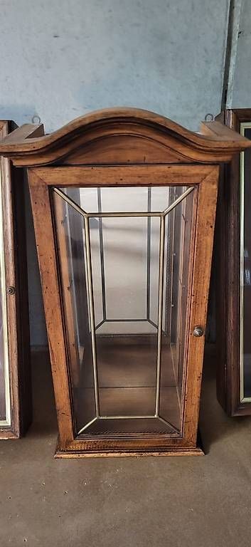Vitrinen: Vintage Sammlervitrine – Gebraucht aus Curio von mia_vb5z 2