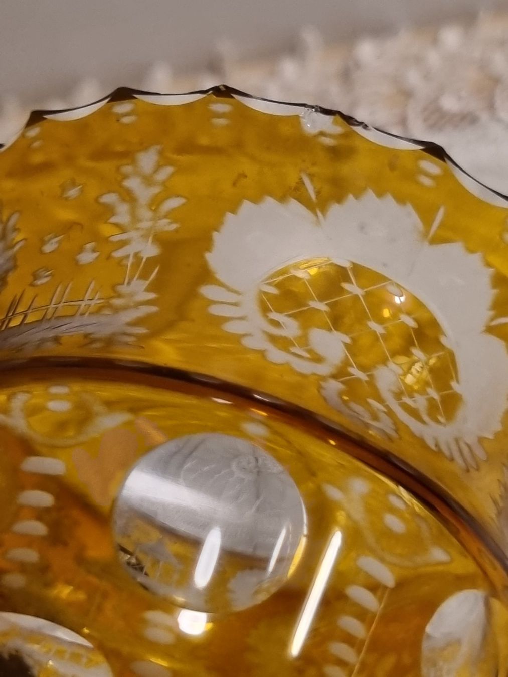 Vasi & Recipienti: Antike böhmische Vase, 19. Jh., bernsteinfarben – Usato da Scharnachtal venduto da devin03 3