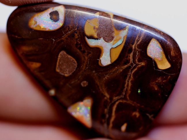 Pietre preziose: Australischer Boulder Opal 55.00Cts. – Nuovo (secondo la descrizione) da Bern venduto da Grindelwaldaus