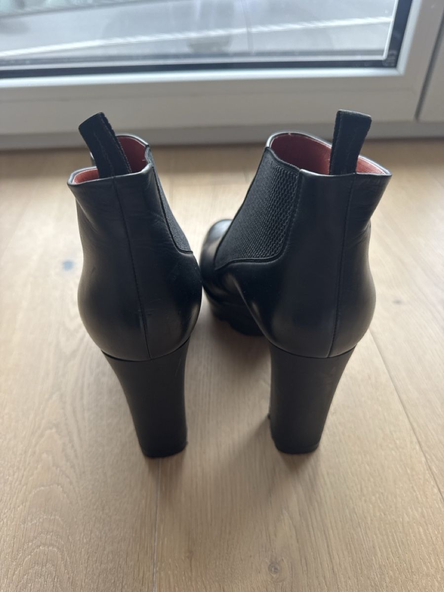 Santoni Scarpe da donna: Santorini Leder-Stiefeletten – Usato da Sins venduto da Isabella.M 2