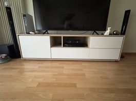 TV-Möbel in sehr gutem Zustand