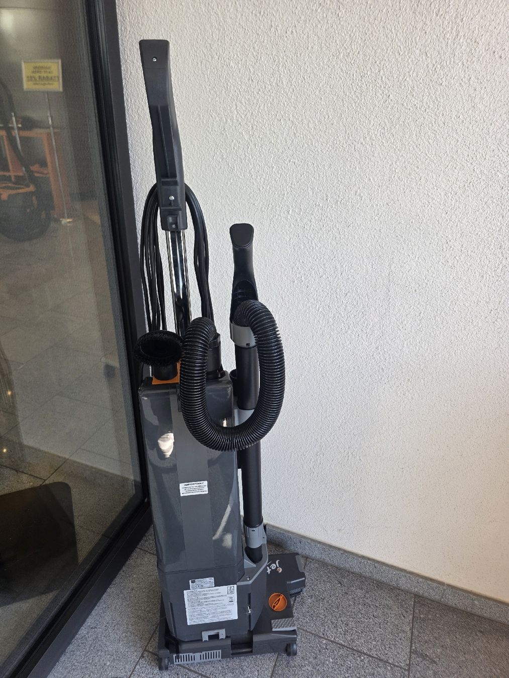 Aspirapolveri & Accessori: TASKI JET 38 Sev &Cleanfix Wetrok Nilfisk Kärcher – Nuovo e nell'imballaggio originale da Zürich venduto da 5183840711 2