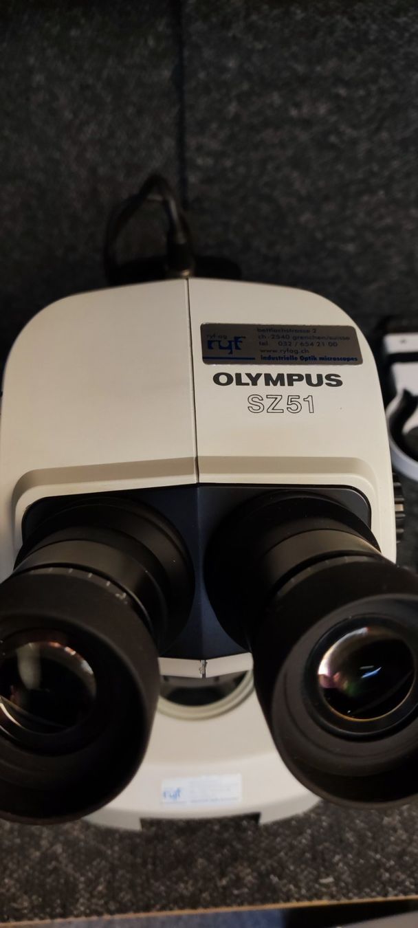 Olympus Microscopi: Olympus SZ51 Stereomikroskop – Usato da Bühl BE venduto da x-drums 4