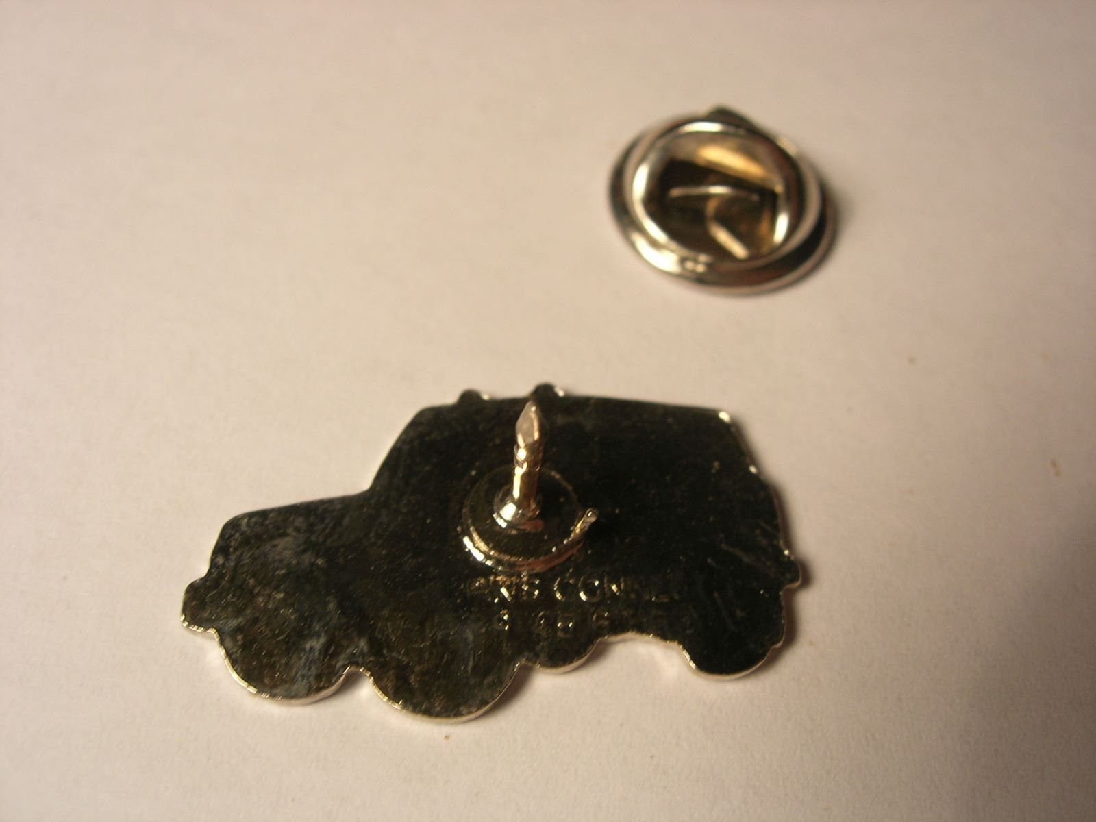 Jeep Placchette & Badge: Jeep Pin rot – Usato da Hornussen venduto da Corvette- 2