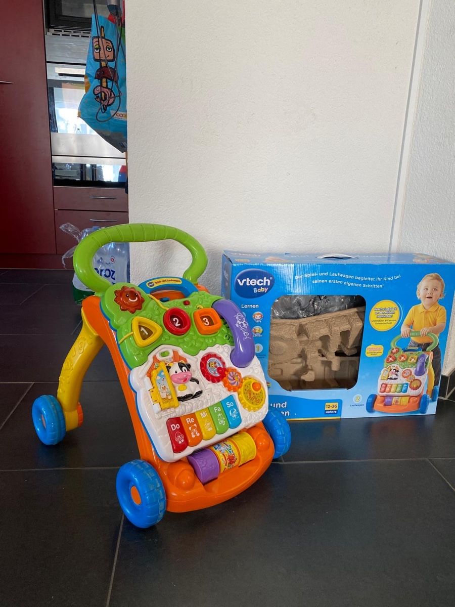 Vtech Giocattoli: Vtech Spiel und Laufwagen – Usato da Besenbüren venduto da ron_p5kl 1