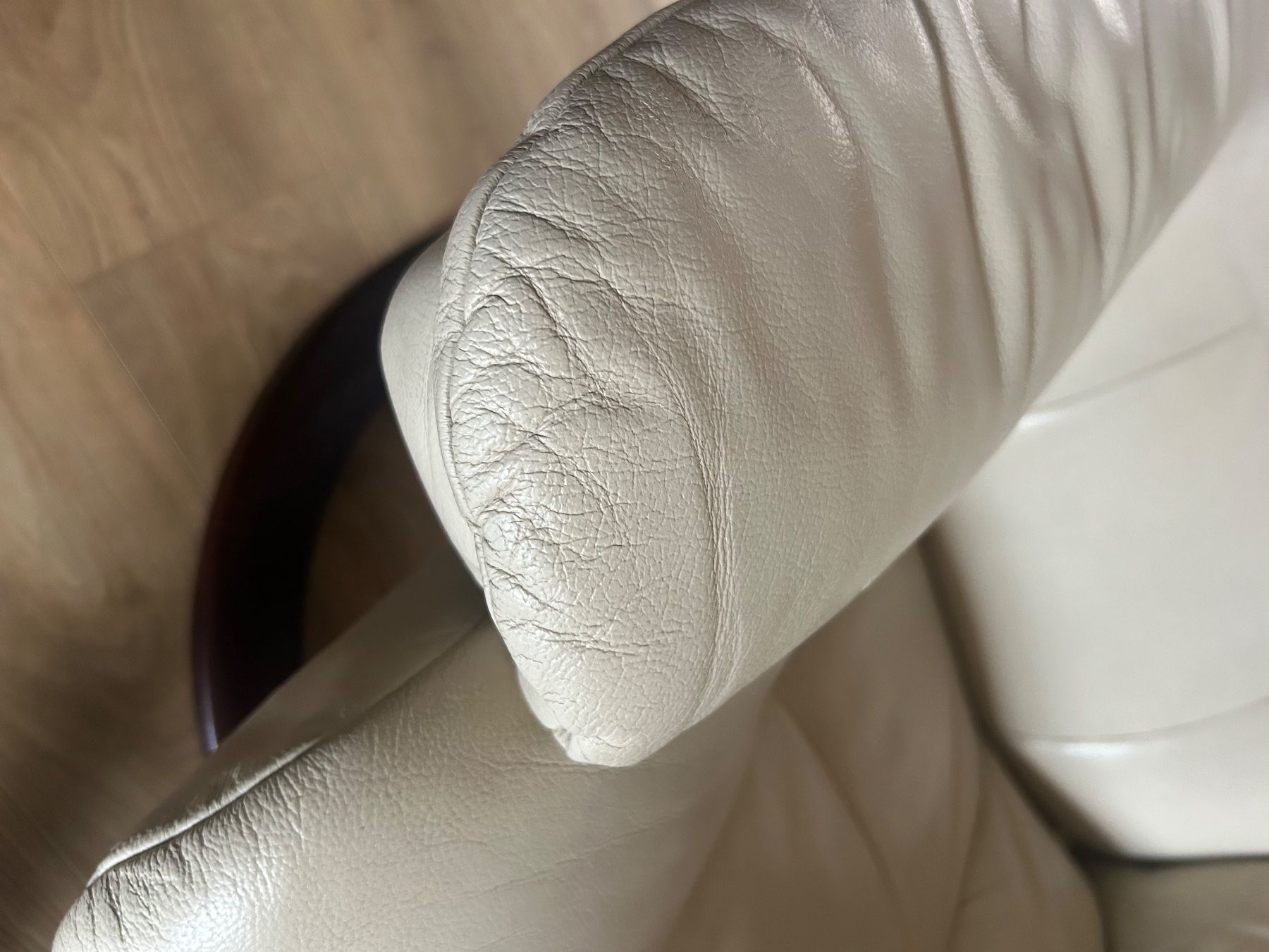 Stressless Poltrone: Relaxsessel von Stressless mit Hocker – Usato da Laupen BE venduto da Timon_ 2