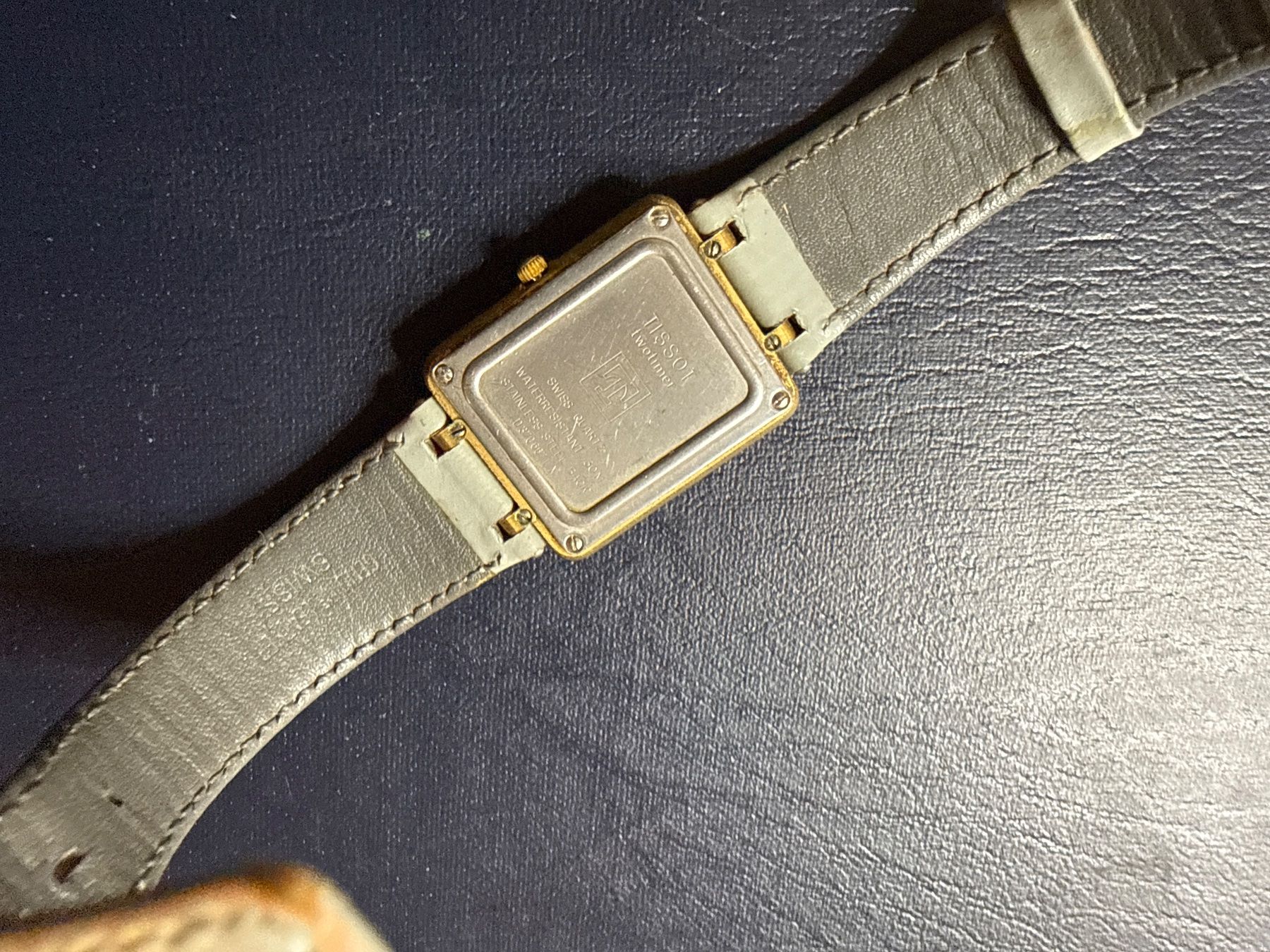 Tissot Montres: Tissot Two Timer 27 mm – D'occasion à Pfeffingen par Allhandelklgwatches 4