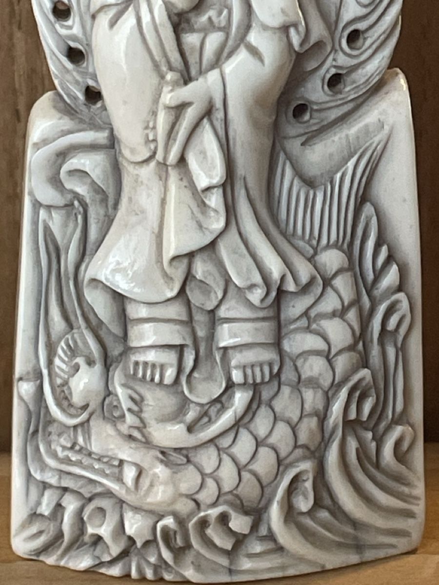 Figuren: Figur, schöne Relief Schnitzerei einer Gottheit – Gebraucht aus Embrach von Gauvain1 3