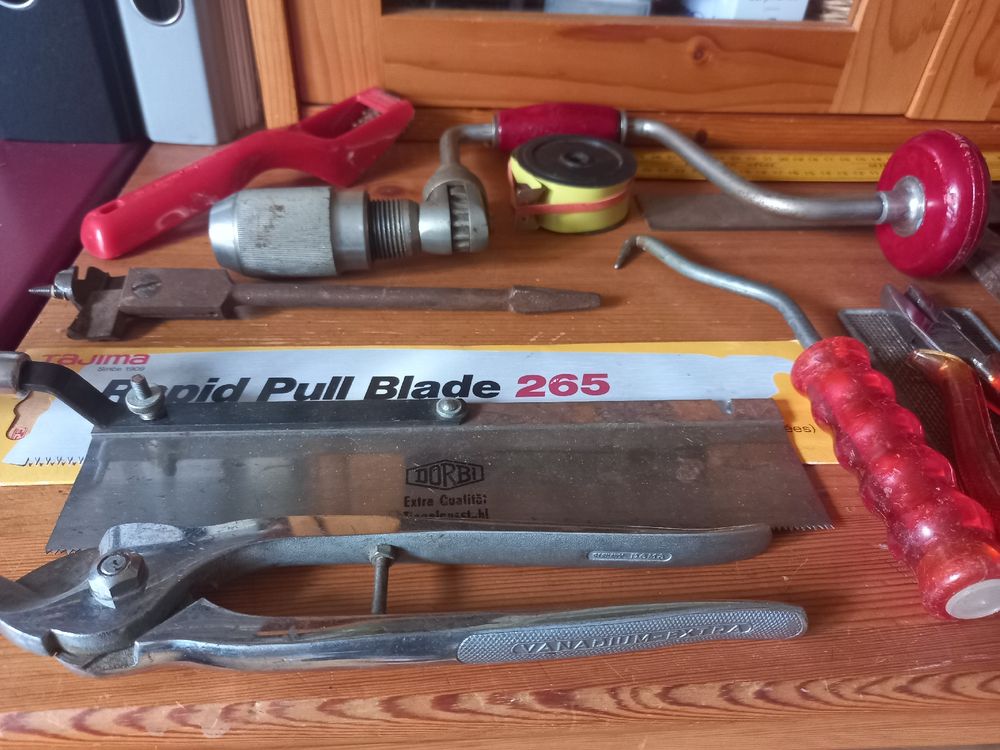 LOT WERKZEUG, TEILS ANTIK UND SPEZIELL | Kaufen auf Ricardo