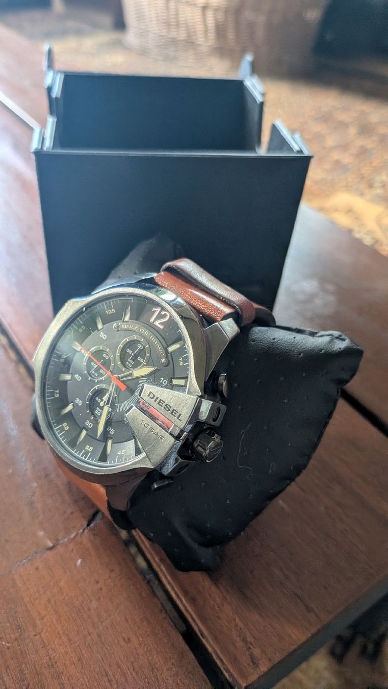 Diesel Orologi: Diesel Mega Chief Chronograph – Usato da Root venduto da the_yh7l 4