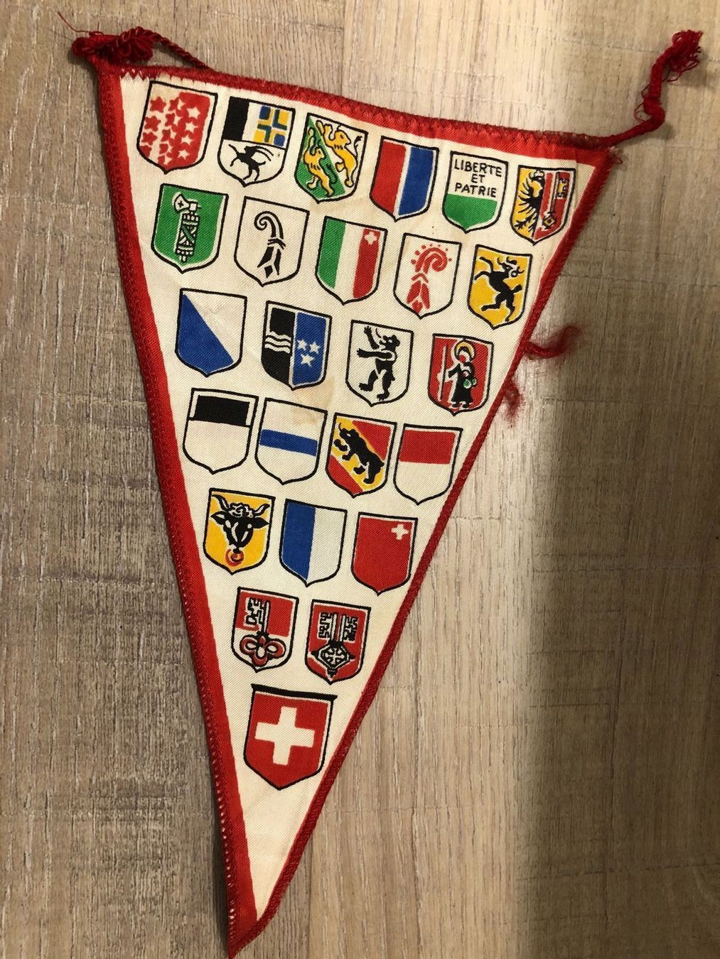 Fahnen: Schweiz ch kantone wappen wimpel – Gebraucht aus Reinach AG von rares75