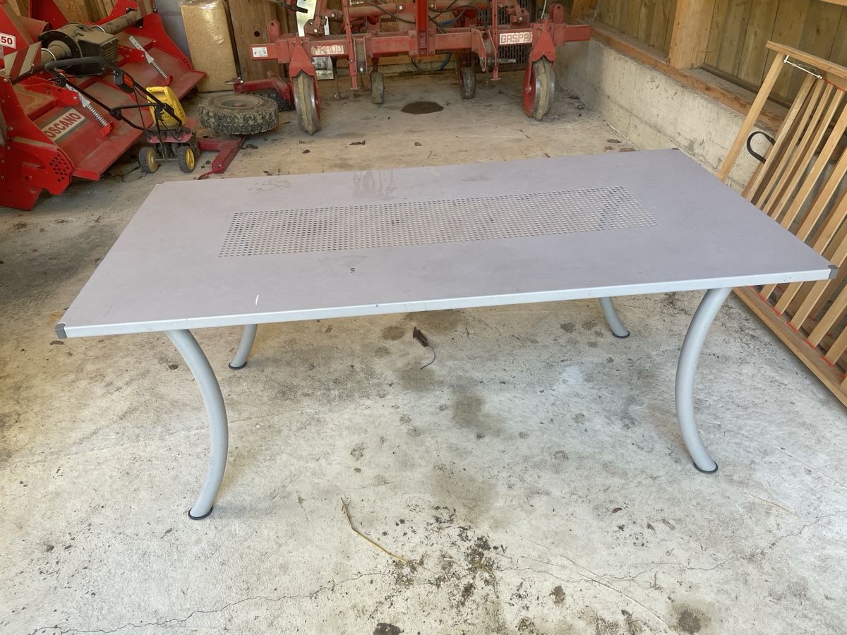 Tables: Gartentisch – D'occasion à lömmenschwil par Mar68
