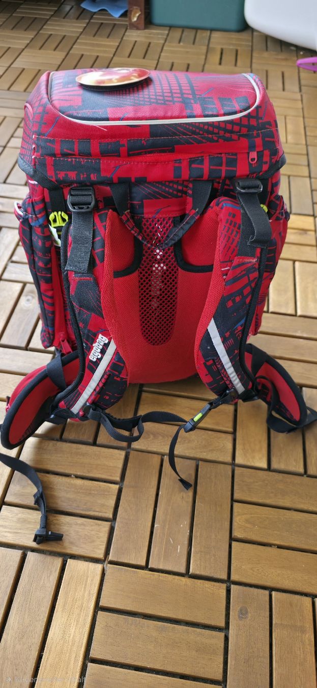 Ergobag Borse & Zaini: Ergobag Rucksack set rot schwarz  Stadtmuster guter Zustan – Usato da Aesch BL venduto da Angib1986 4