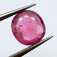 6.87 ct - Nice Pinkish Red Ruby - Madagscar