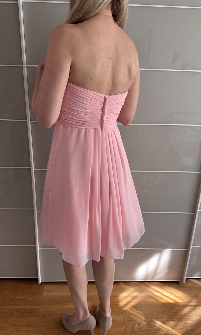 Vestiti: Elegantes, rosa Kleid- Gr.38 – Usato da Basel venduto da Meli-92