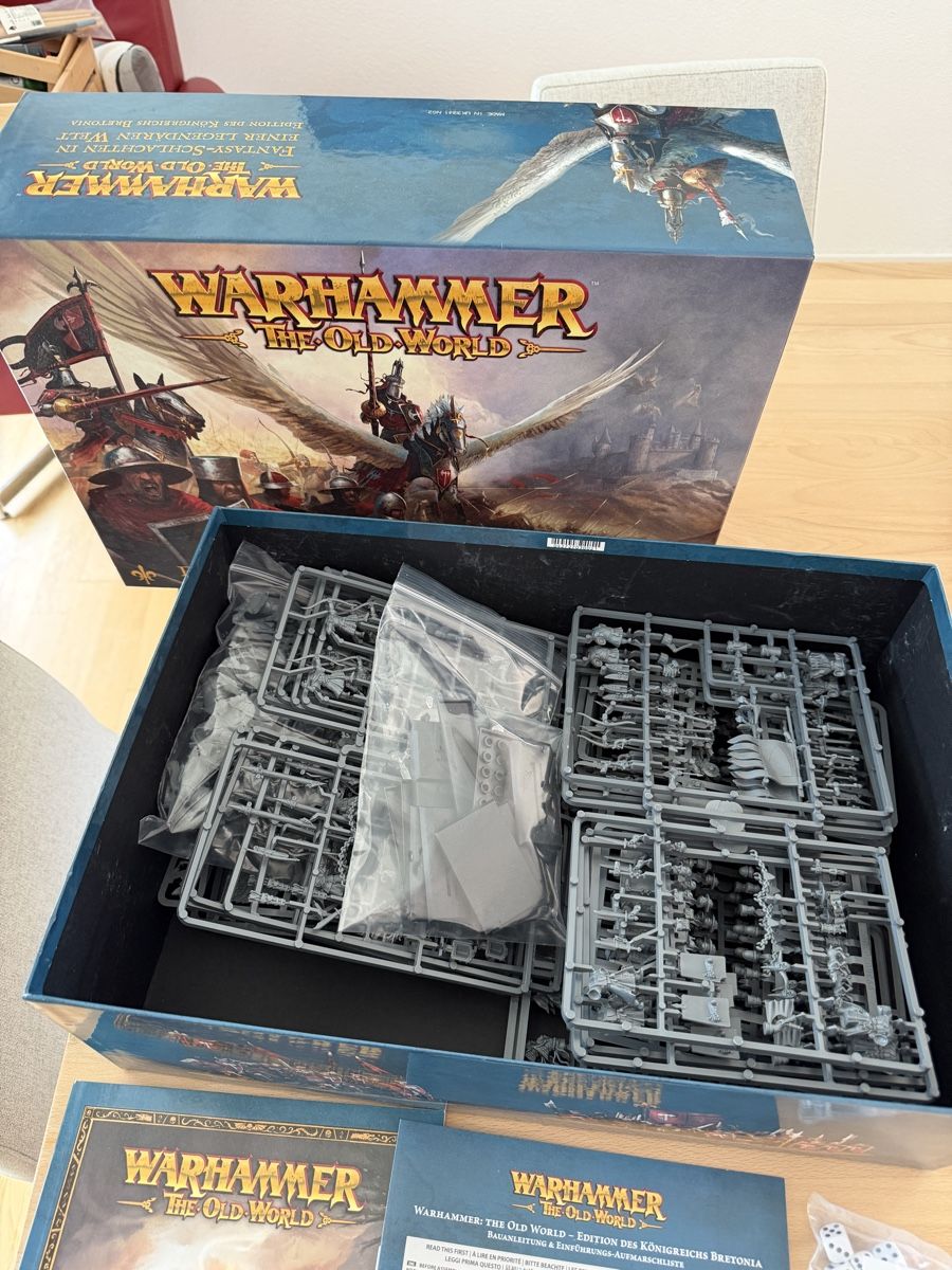 Kit di modellismo & Modellini statici: Warhammer The Old World Bretonia Box – Nuovo (secondo la descrizione) da Dietlikon venduto da CHSubZero