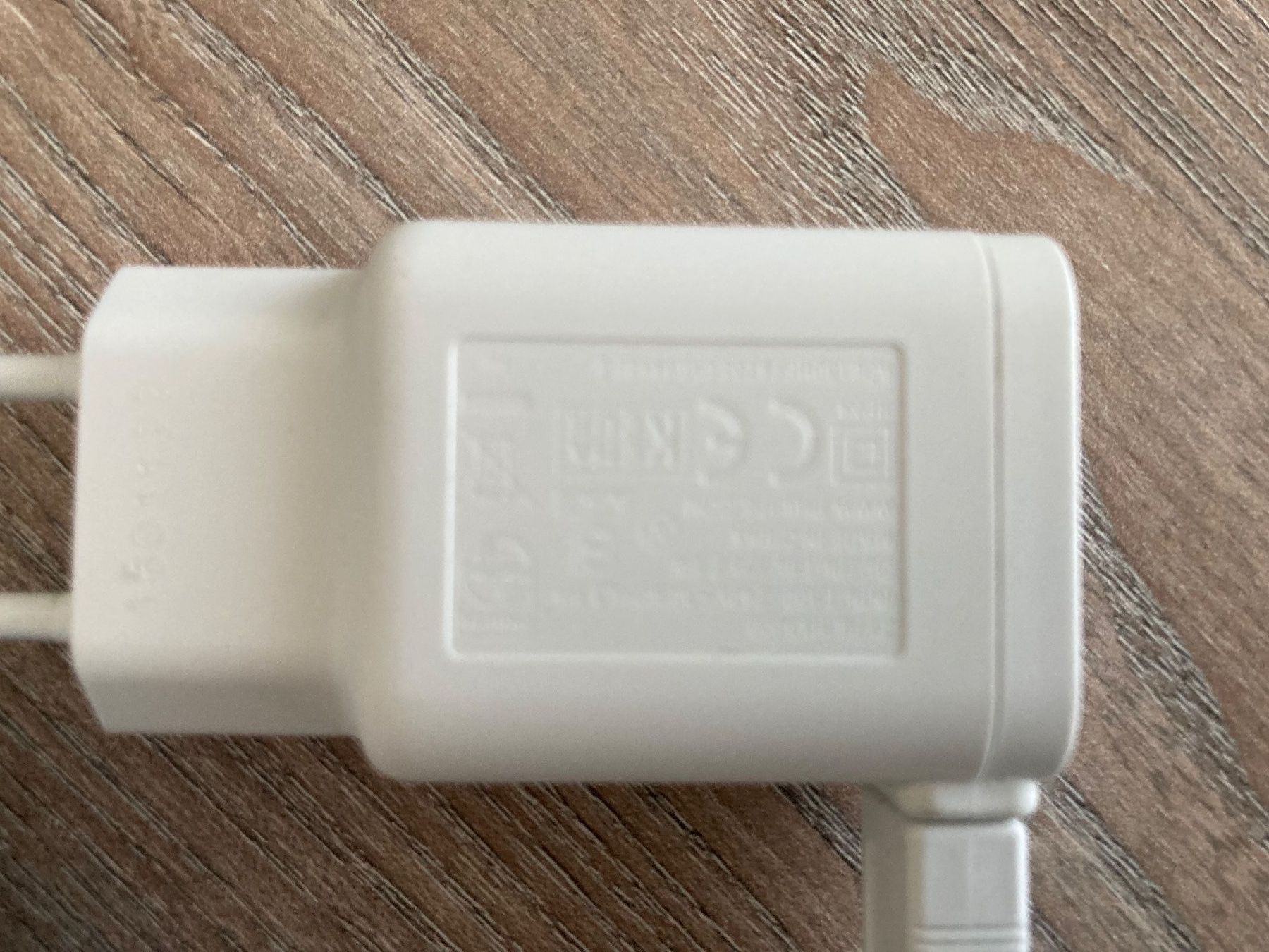 Philips Sonicare Cura dei denti: Philips Sonicare Aufbewahrungsbox mit Ladekabel – Usato da Jonen venduto da Sevenb 2