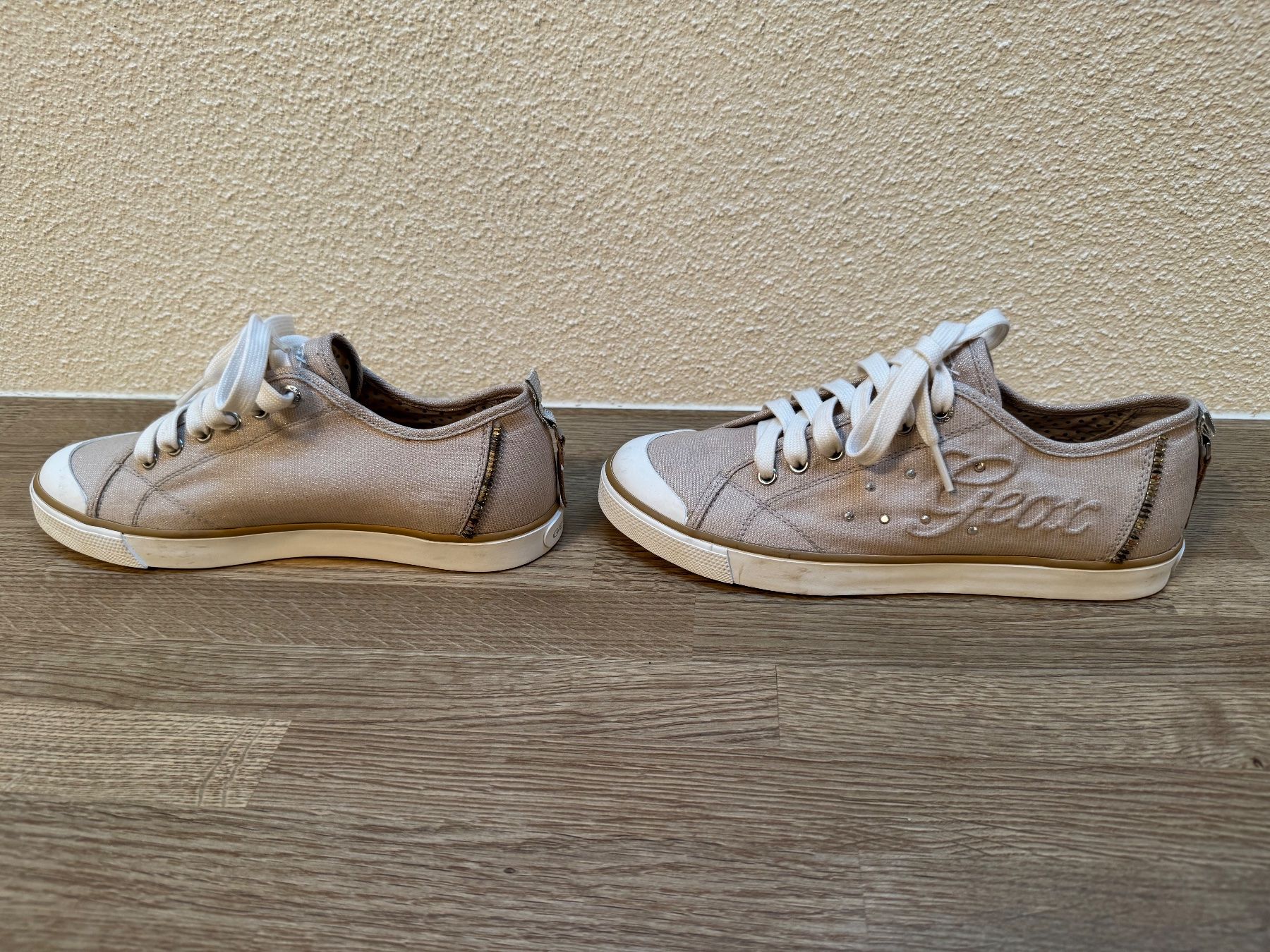 Geox Damenschuhe: Geox - Sneakers – Neu und originalverpackt aus Zürich von odi_ldv8 1
