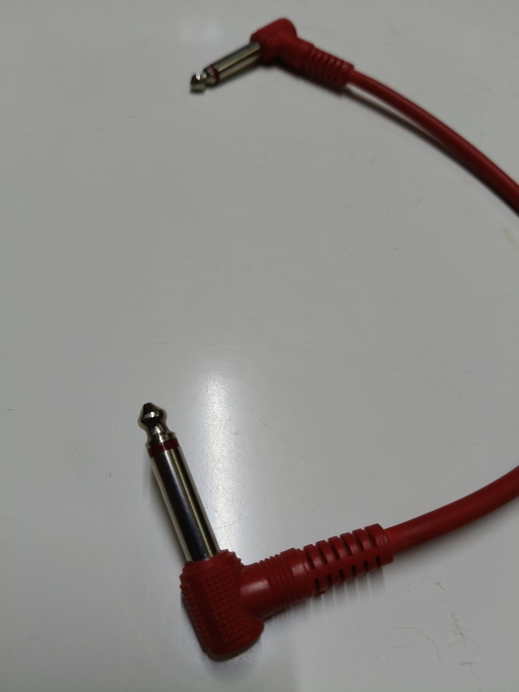 Kabel: Rotes Patchkabel mit Winkelstecker - Ideal für Pedale! – Gebraucht aus Aesch BL von Gebrauchtes_AeschBL 1