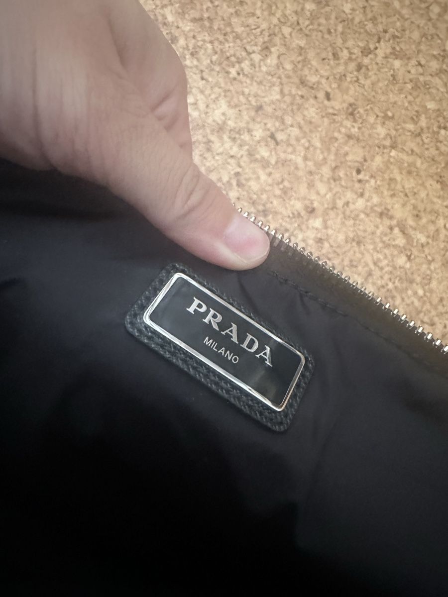 Prada Taschen: Pochette Prada  – Neu (gemäss Beschreibung) aus Biel/Bienne von Eri_25px 1
