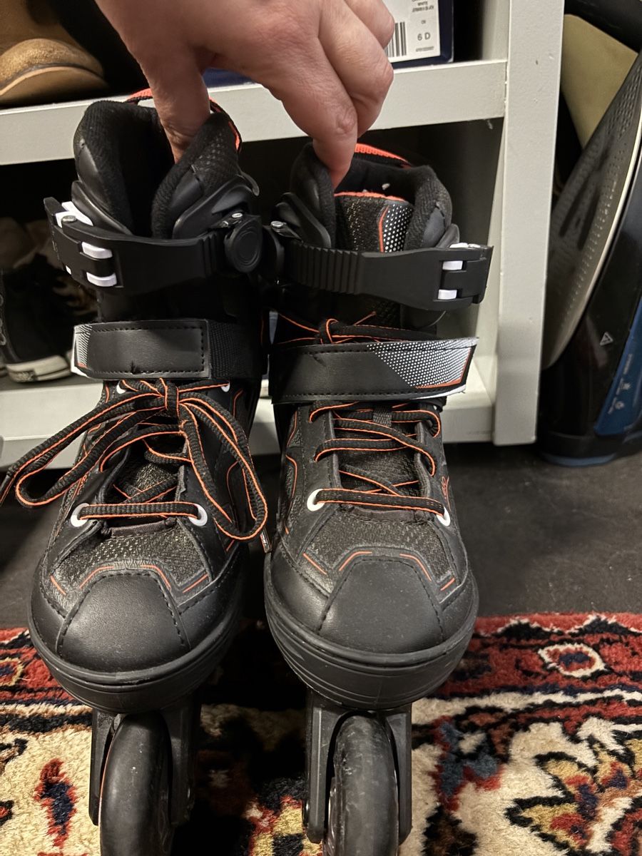 Decathlon Pattini in linea & Pattini a rotelle: Top Oxelo Inlineskates Gr. 32-33 – Nuovo (secondo la descrizione) da Wangen ZH venduto da tel_gxb5 1