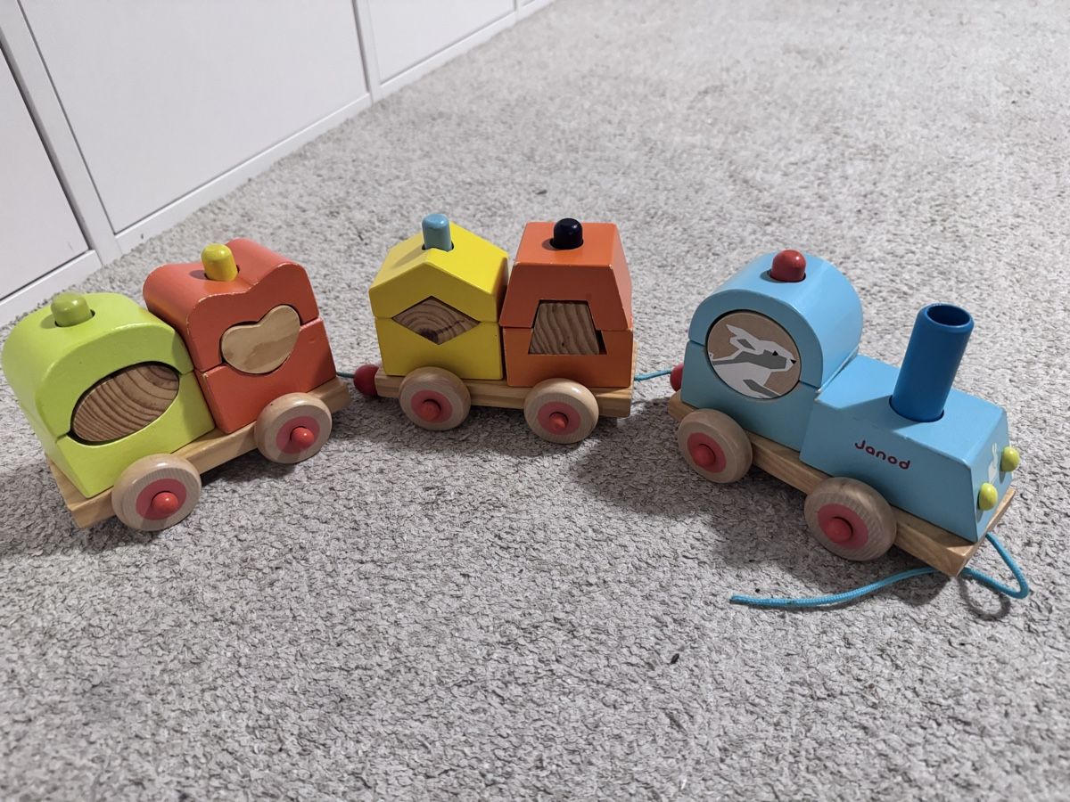 Janod Giocattoli: Janod Wooden Toy Train Set – Usato da Zug venduto da axx3l 1