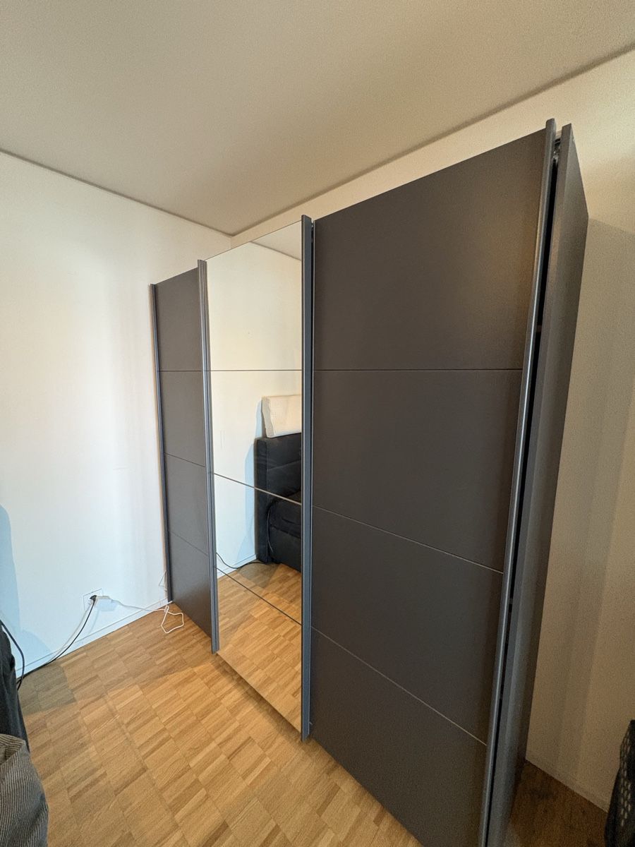 Conforama Schränke: Kleiderschrank mit Spiegeltüre  – Gebraucht aus Basel von lasx07 1