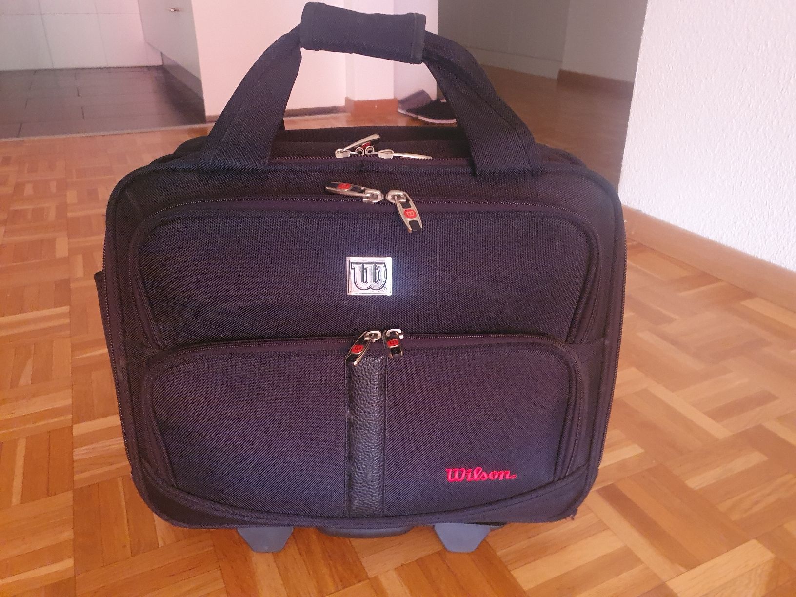 Valigie & Borse: Bequemer Rollkoffer, Aktenkoffer – Usato da Emmenbrücke venduto da Housestone