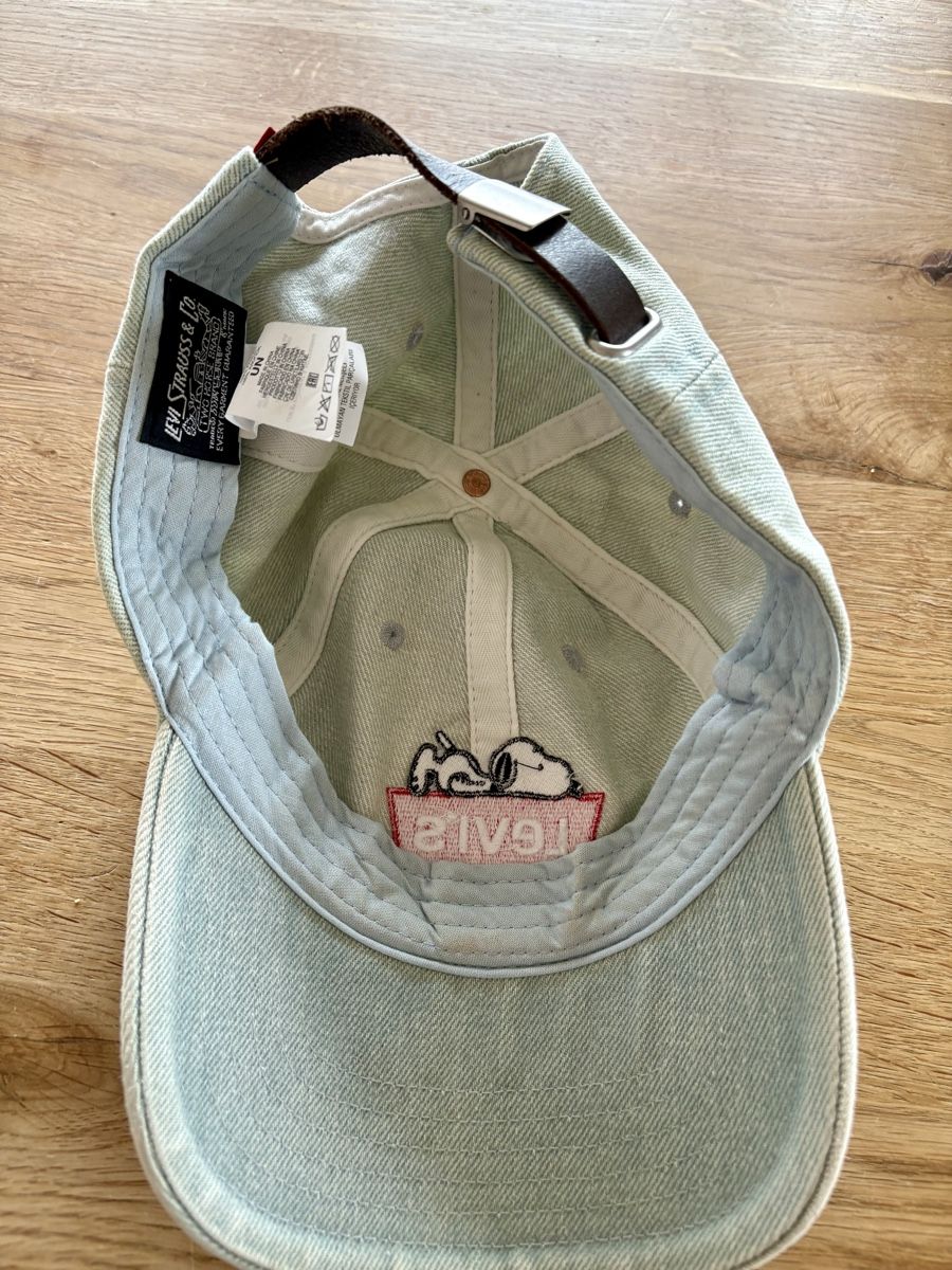 Levi's Hüte, Mützen & Caps: Levi's Cap mit Snoopy, jeansblau, – Gebraucht aus Gossau SG von Dobby1974 1