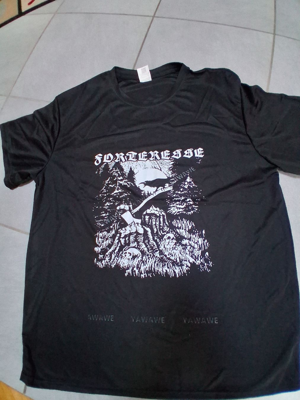 T-shirt: ts forteresse (black metal) – Nuovo (secondo la descrizione) da St-Cergue venduto da VeganWarrior