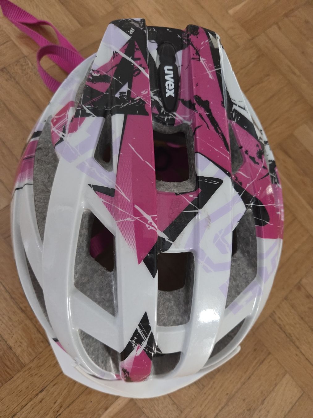 Uvex Helme: UVEX Velohelm 52-57 cm – Gebraucht aus Aarau von crissta