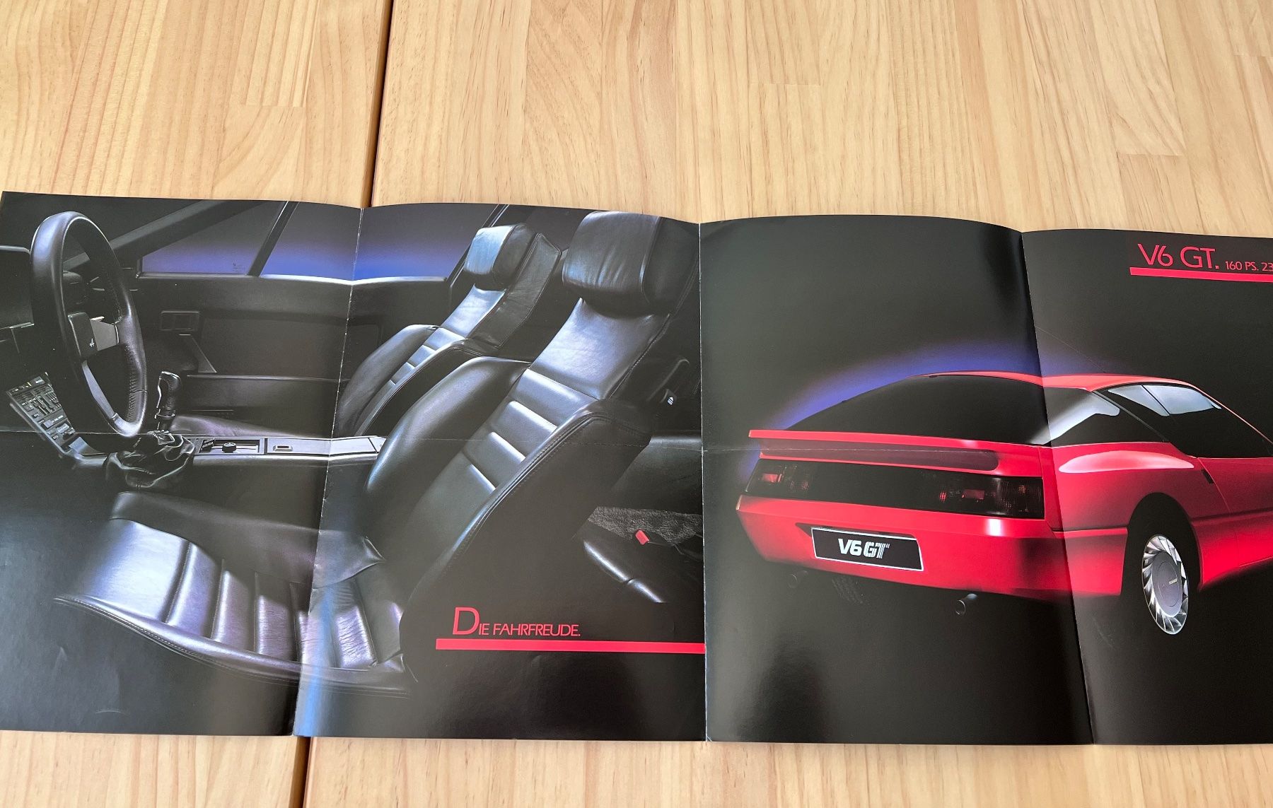 Renault Documenti: RENAULT Alpine V6 GT Faltprospekt – Usato da Münchenbuchsee venduto da Volver64 1