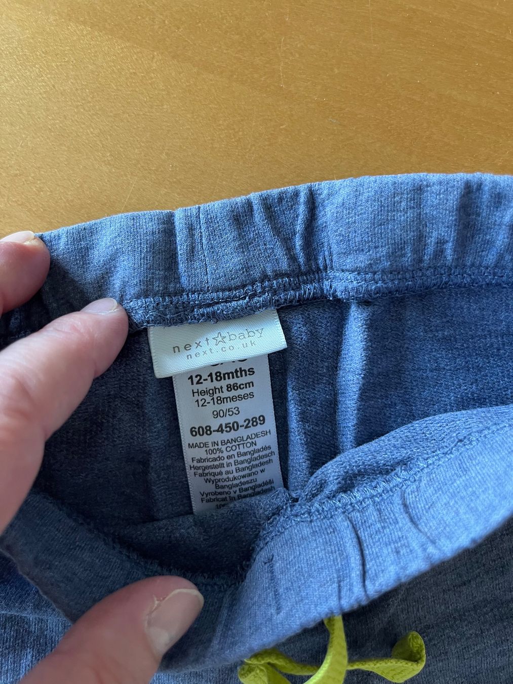 Next Pantaloni: Babyshorts von next – Usato da Ziefen venduto da Madame1982 1